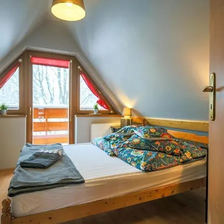 3 Bedroom - 12 People - Pod Skocznia Apartment *